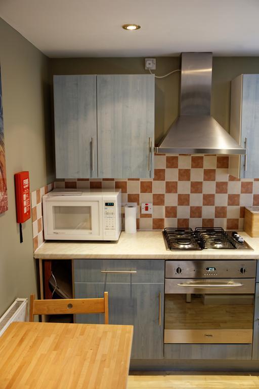 3Mac Dunfermline Self-Catering Apartment Habitación foto